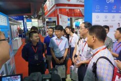 聚寶網絡攜格格貨棧高調亮相智能快遞柜展差異